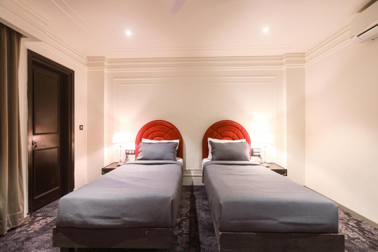 The Saga Hotel Yeni Delhi Dış mekan fotoğraf