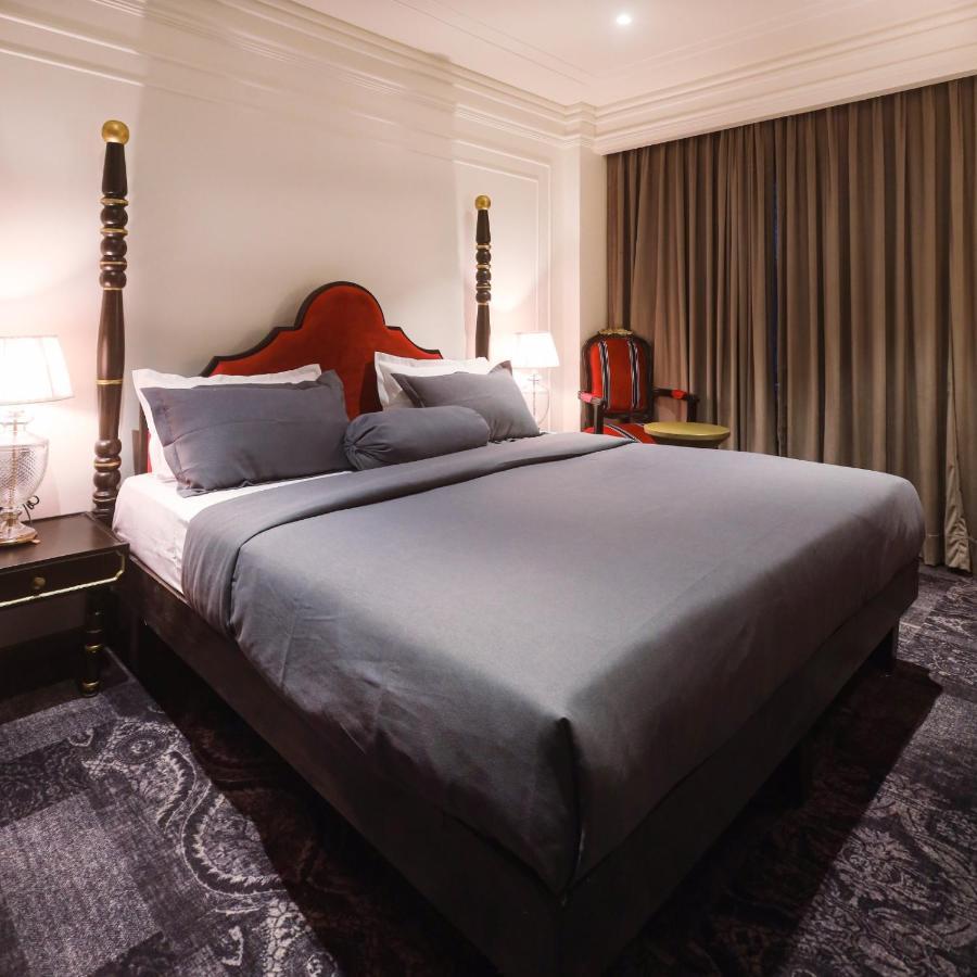 The Saga Hotel Yeni Delhi Dış mekan fotoğraf